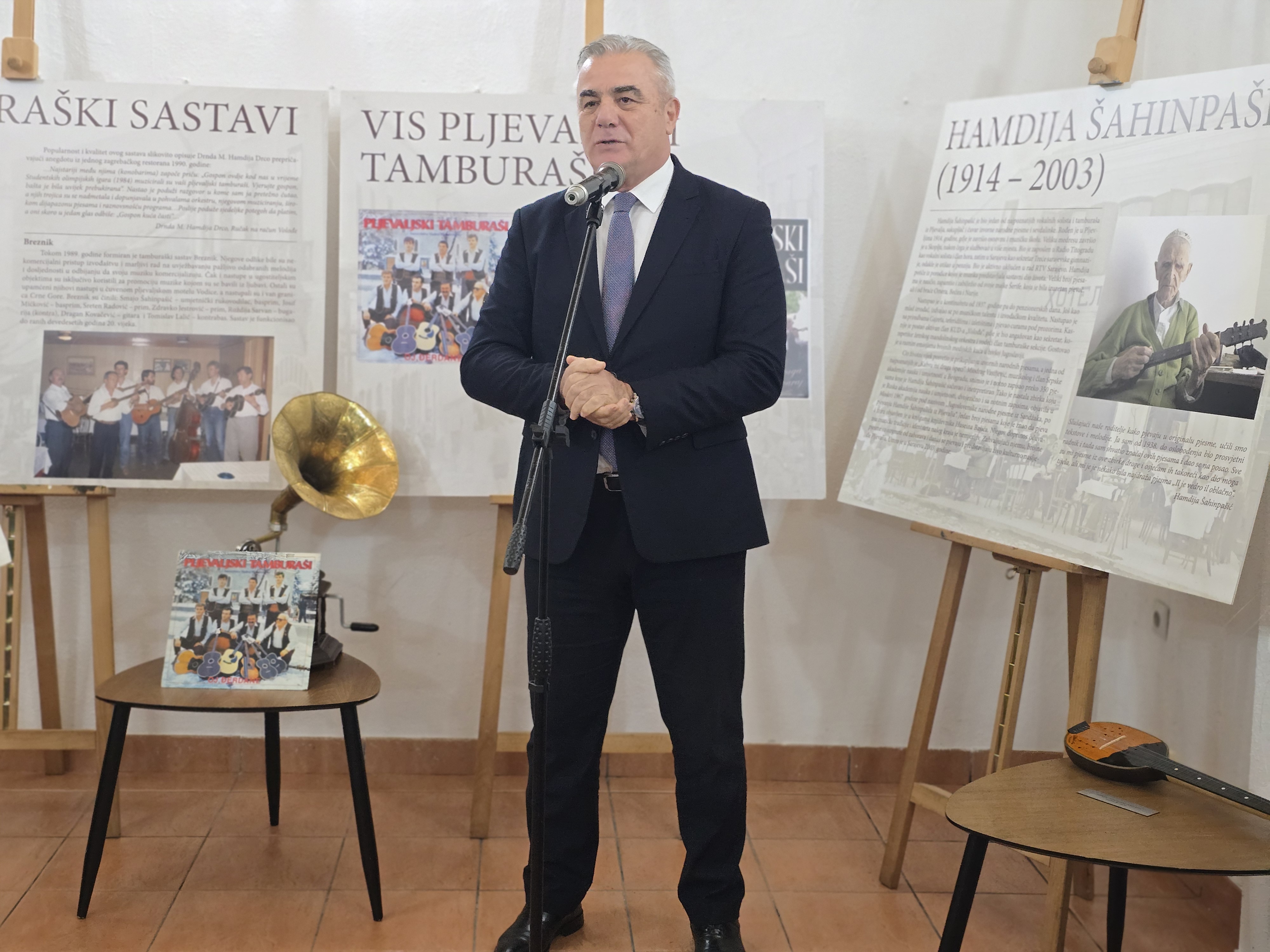 TAMBURAŠKA TRADICIJA U PLJEVLJIMA